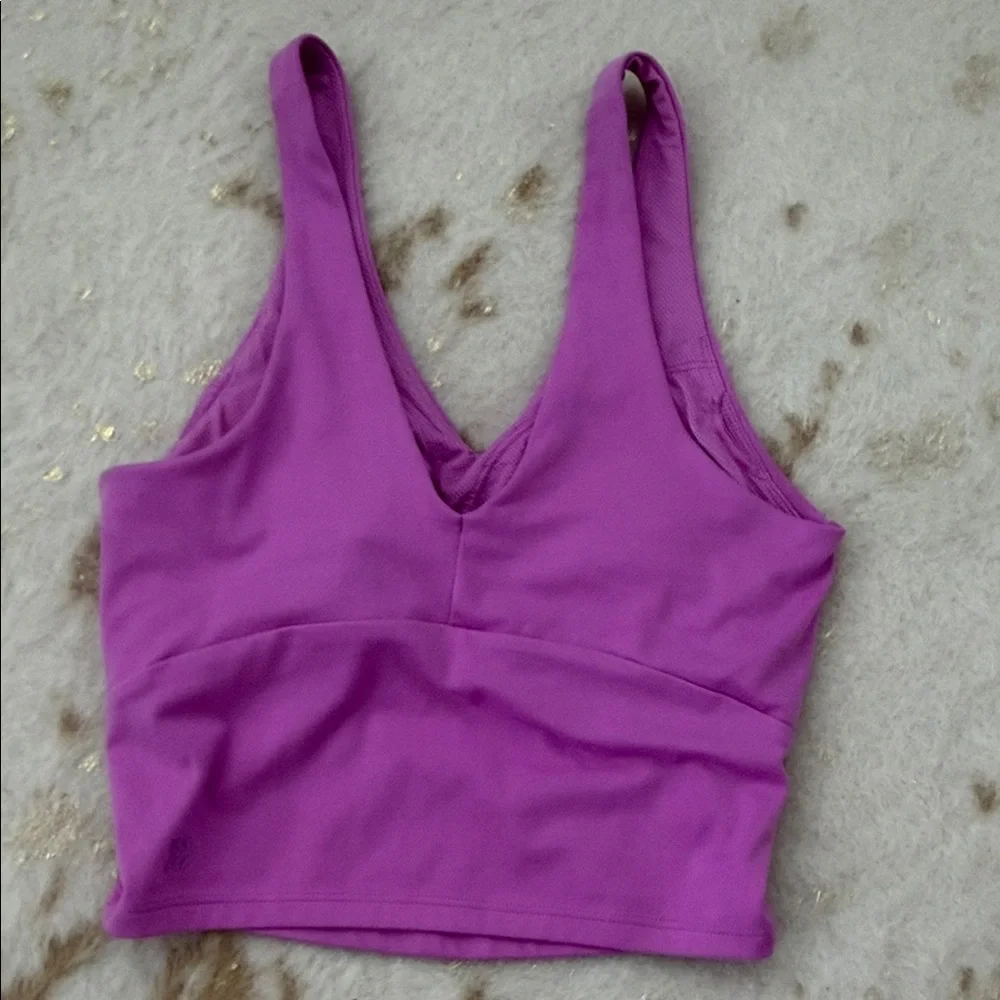 All in Motion Fuschia Crop Top - Picture 5 of 5